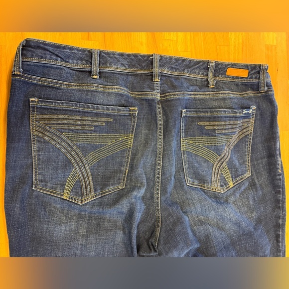 Seven 7 Womens blue jeans size 22 EUC - Picture 9 of 10